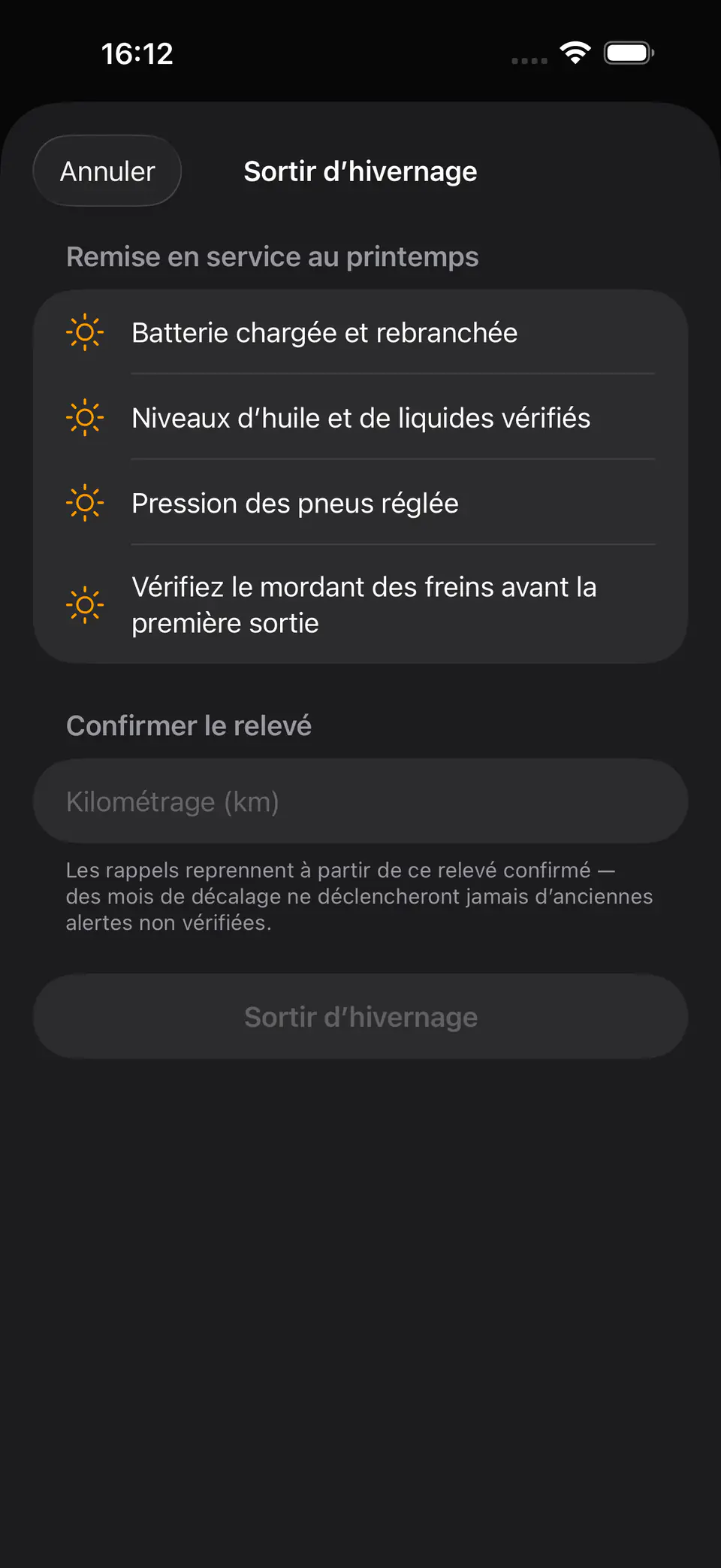 Écran Sortir d’hivernage de Rydger : la liste de remise en service au printemps (batterie, niveaux d’huile et de liquides, pression des pneus, freins) et un champ pour confirmer le relevé du compteur.